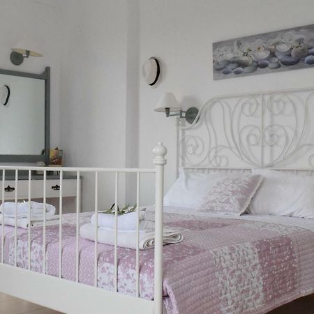 Romantic Apartment Аделианос Кампос Екстериор снимка