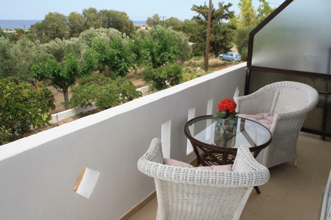 Romantic Apartment Аделианос Кампос Екстериор снимка