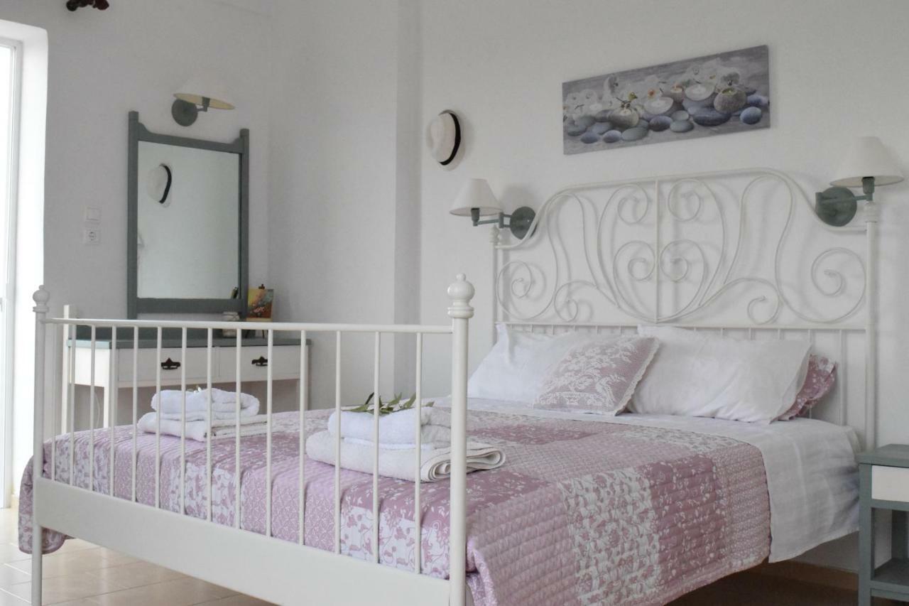 Romantic Apartment Аделианос Кампос Екстериор снимка