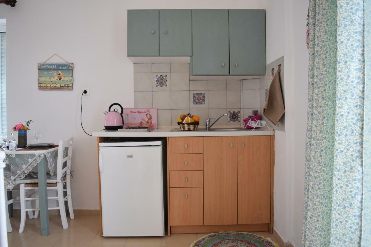 Romantic Apartment Аделианос Кампос Екстериор снимка