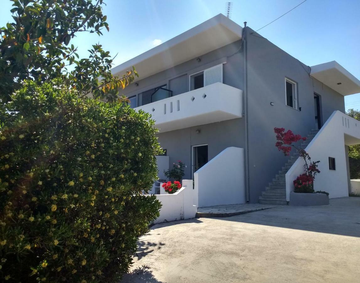 Romantic Apartment Аделианос Кампос Екстериор снимка